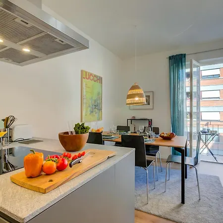 Modern - Happy * Lugano