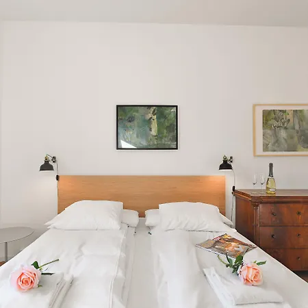 Apartment Modern - Happy