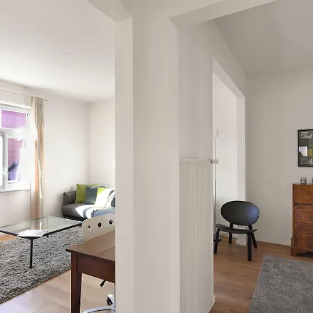 Modern - Happy Apartment