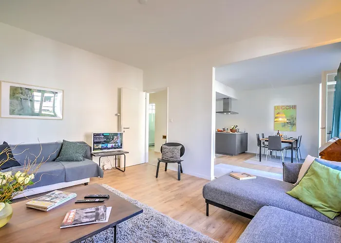 Modern - Happy Apartman Lugano